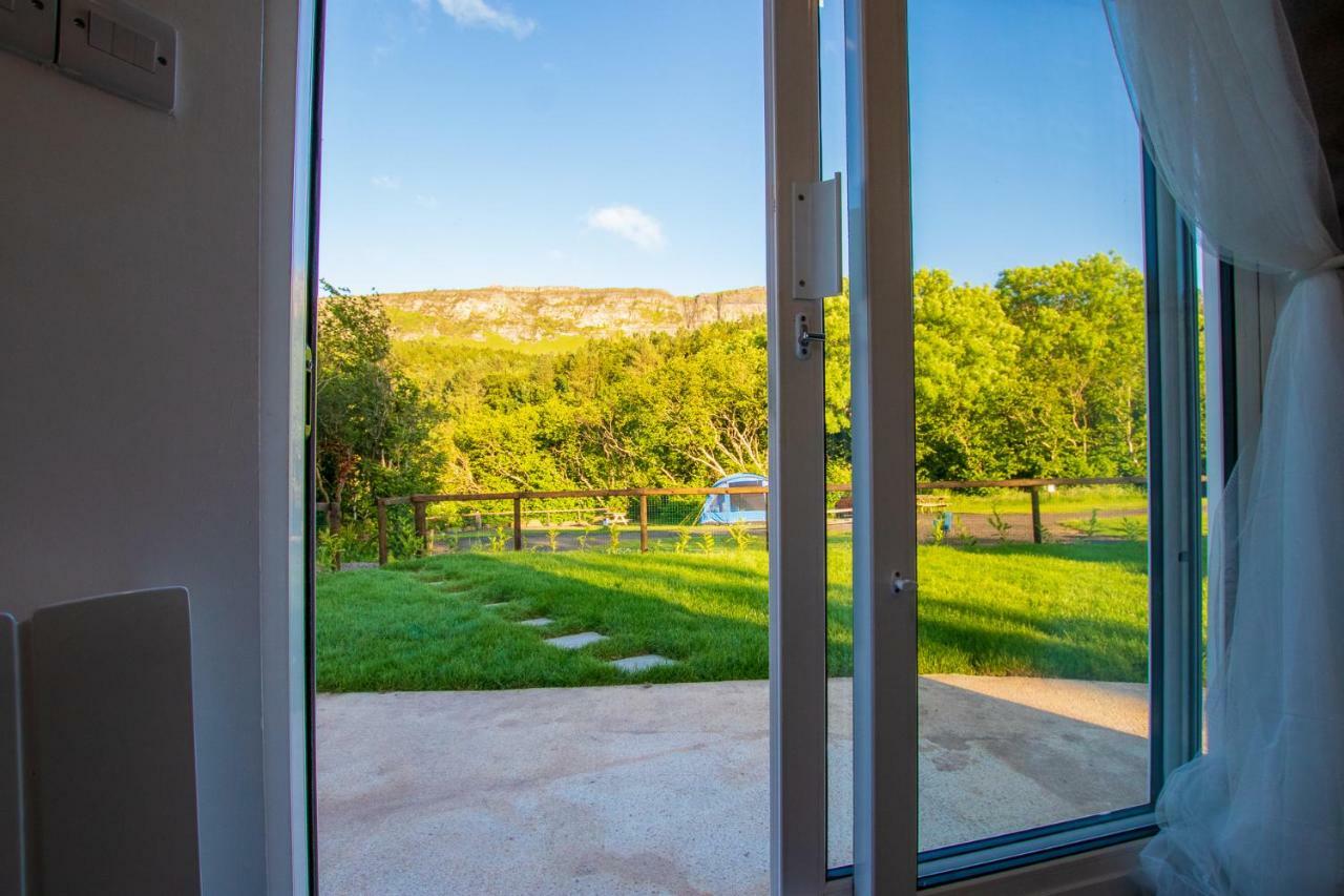Waterfall Caves Turn-Around-Houses Villa Limavady Luaran gambar